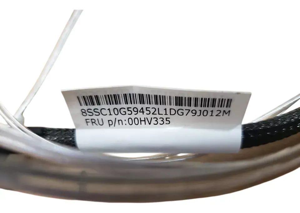Cabo Mini-SAS HD SFF-8643 p/ 4x SATA 60cm Lenovo TS150 00HV335 - Imagem 3