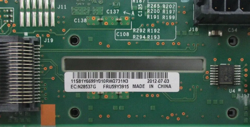 Backplane IBM 4-Baias 2,5 X3550 M3 59Y3915 - Imagem 4