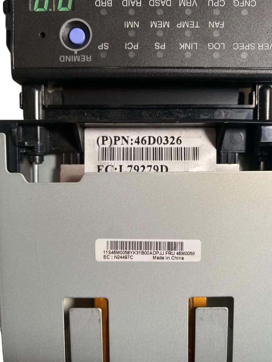 Botão/Painel IBM X3650 M2 M3 44E4372 46M0059 - Imagem 7