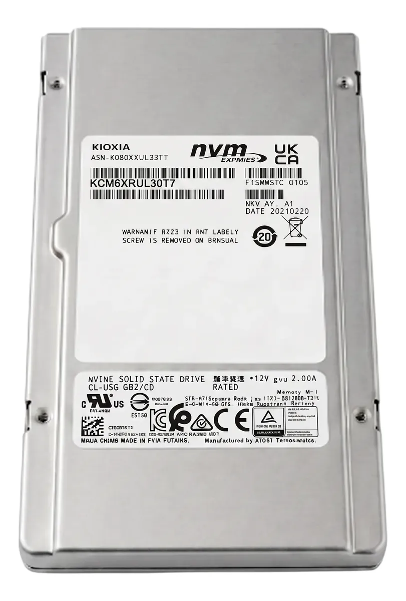 SSD KIOXIA 30.72TB NVMe PCIe 4.0 2.5" 30TB Gen4 KCM6XRUL30T7 - Imagem 2